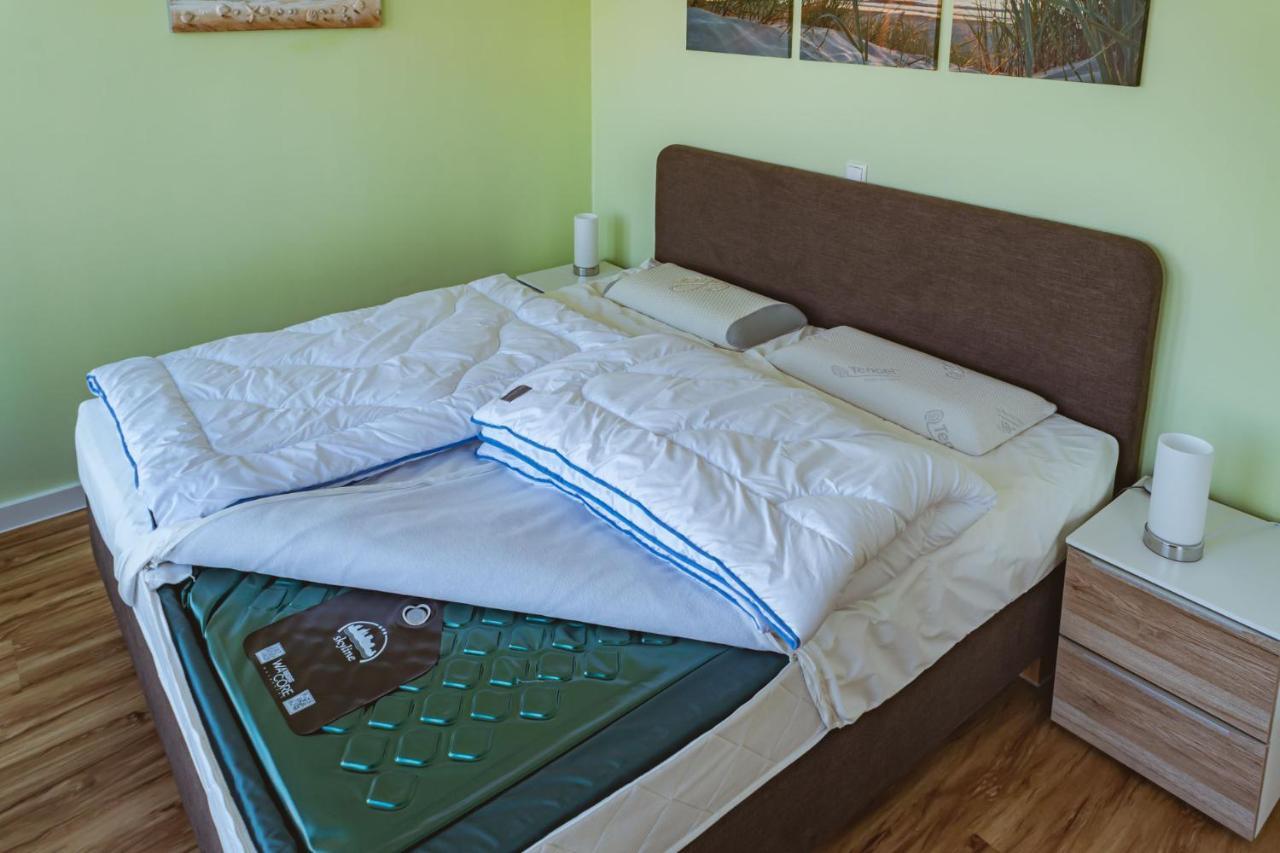Apartment Waterbed